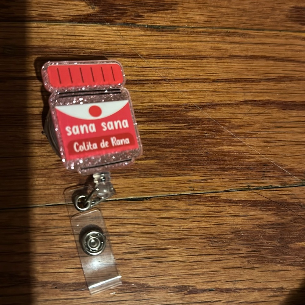 Nursing badge reel